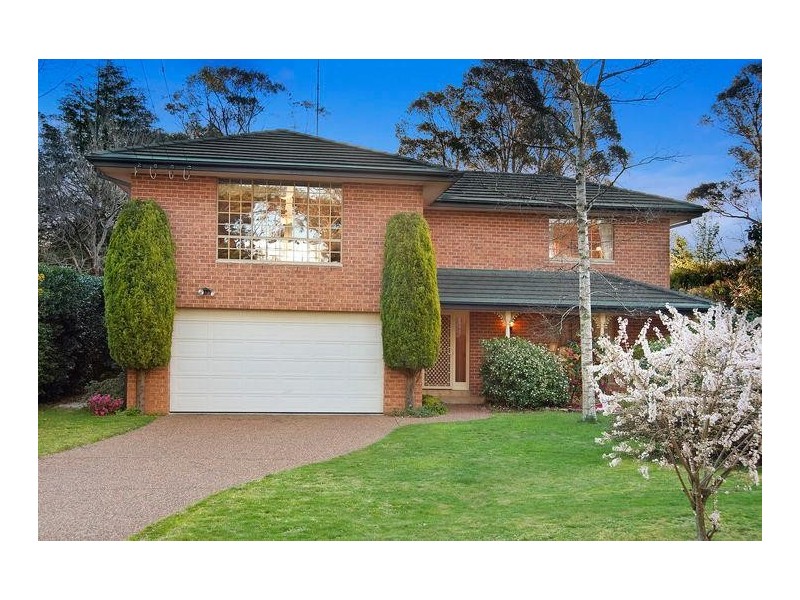 23 Pauline Avenue, Wentworth Falls NSW 2782