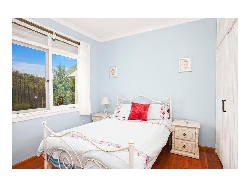 81 Raymond Road, Springwood NSW 2777