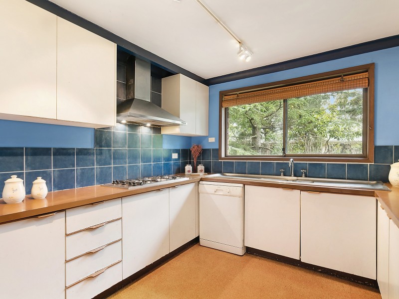 26 Bellevue Road, Wentworth Falls NSW 2782