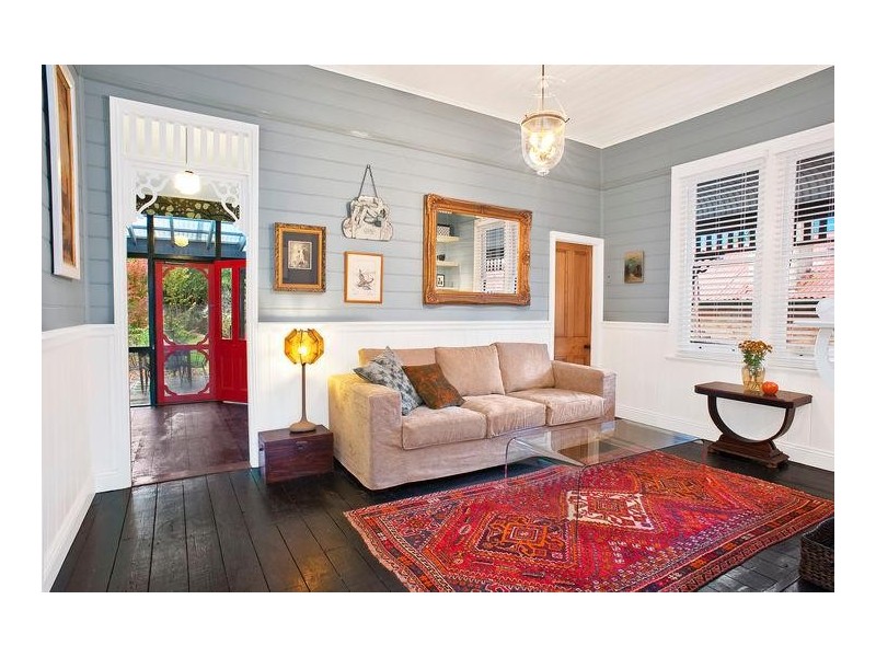 10 Lovel Street, Katoomba NSW 2780