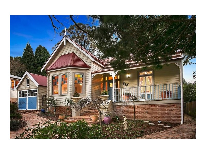 56 Cleopatra Street, Blackheath NSW 2785