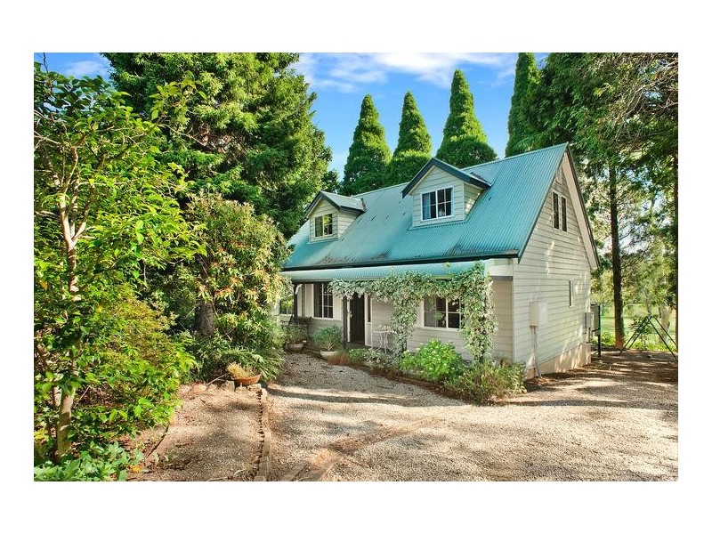 110 Blaxland Road, Wentworth Falls NSW 2782