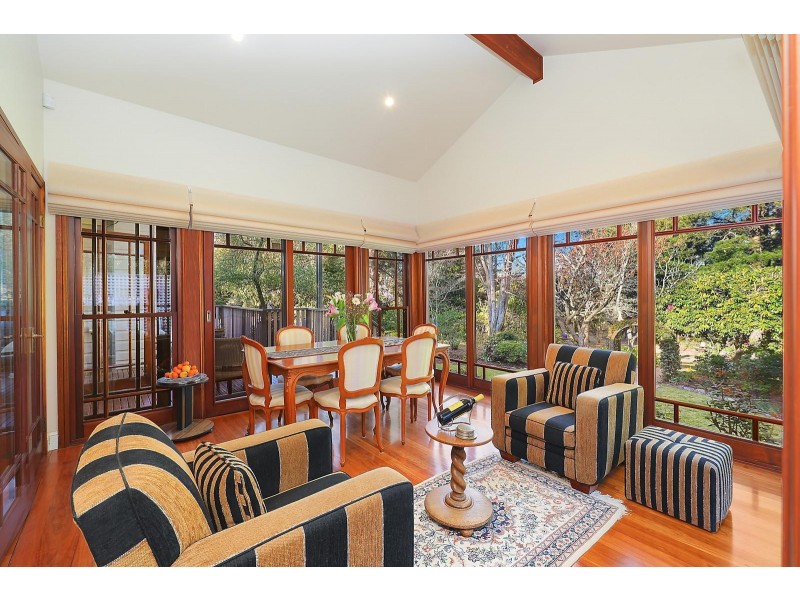4 Mimosa Avenue, Wentworth Falls NSW 2782