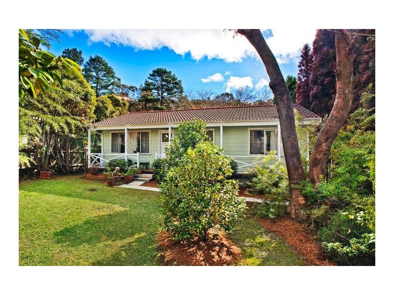 38 Scott Avenue, Leura NSW 2780