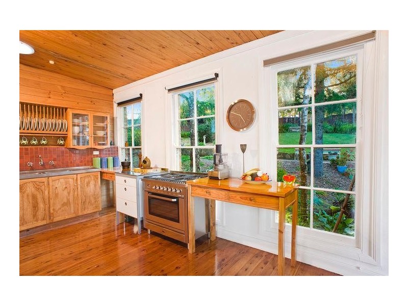 52 Albert Road, Bullaburra NSW 2784