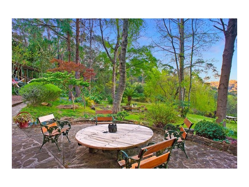 52 Albert Road, Bullaburra NSW 2784