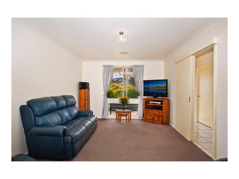 8 Hill Street, Wentworth Falls NSW 2782