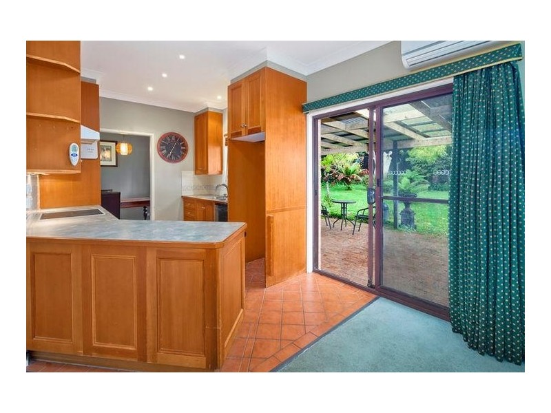 10 Maple Grove, Wentworth Falls NSW 2782