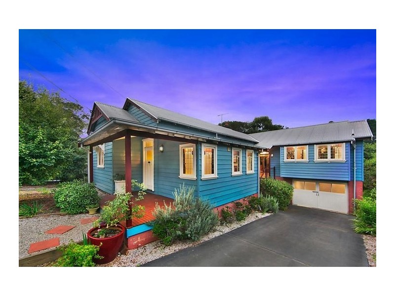 25 Armstrong Street, Wentworth Falls NSW 2782