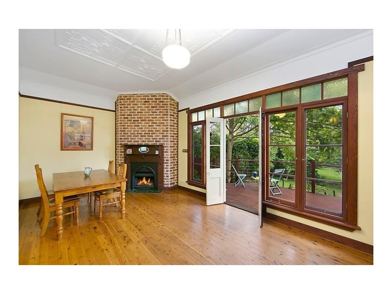 25 Armstrong Street, Wentworth Falls NSW 2782