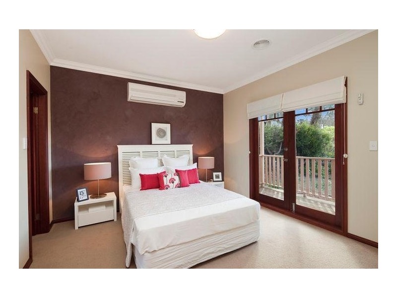 18 Cook Street, Leura NSW 2780