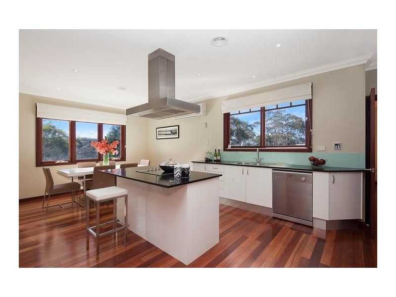 18 Cook Street, Leura NSW 2780