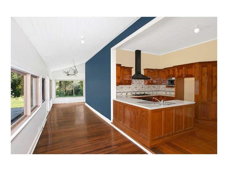 2 Fitzstubbs Avenue, Wentworth Falls NSW 2782