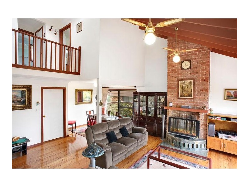 68 Bate Street, Wentworth Falls NSW 2782