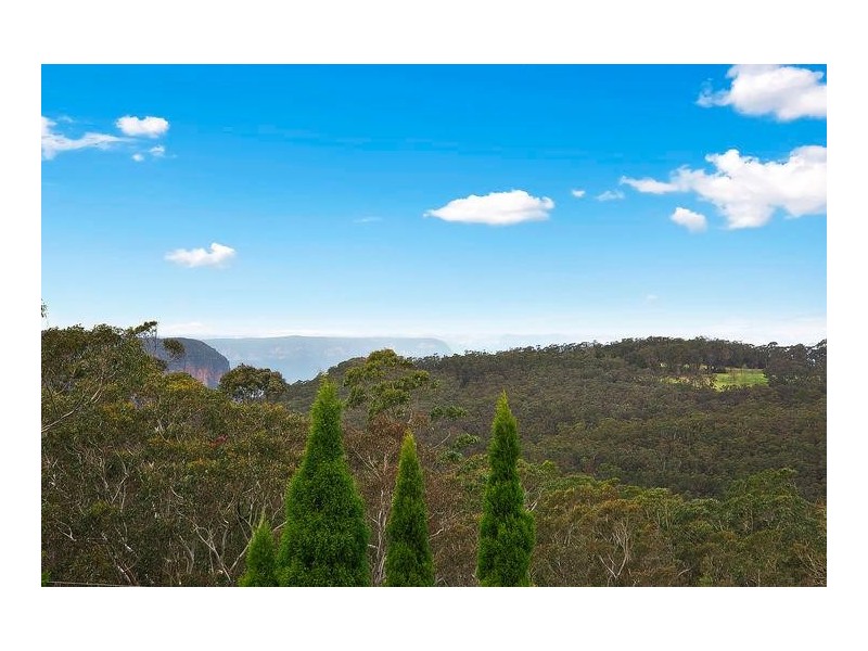 68 Bate Street, Wentworth Falls NSW 2782