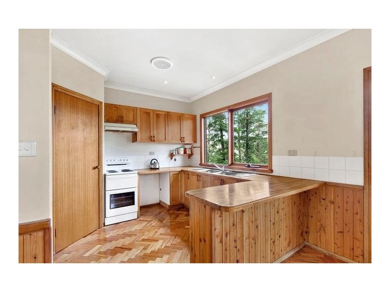 66 Railway Parade, Leura NSW 2780