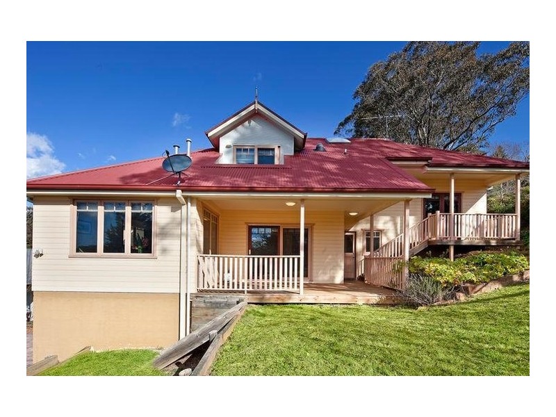 18 Cook Street, Leura NSW 2780