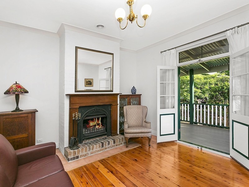 15 Badgerys Crescent, Lawson NSW 2783