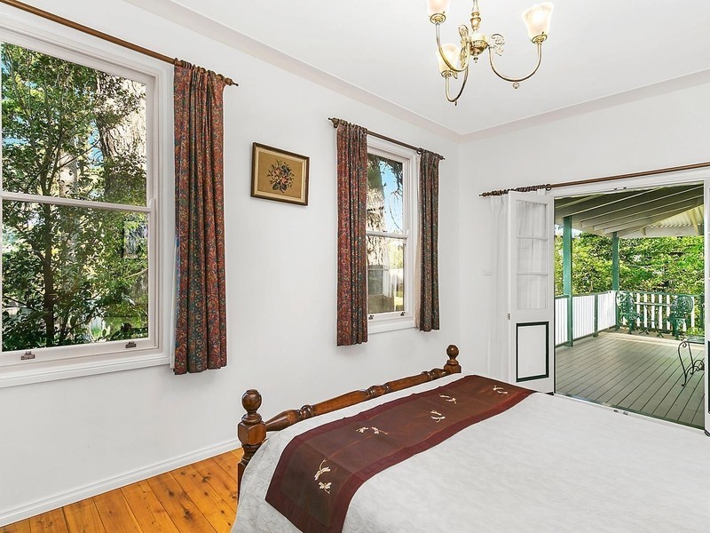 15 Badgerys Crescent, Lawson NSW 2783