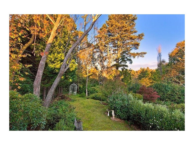 22 Albert Street, Leura NSW 2780