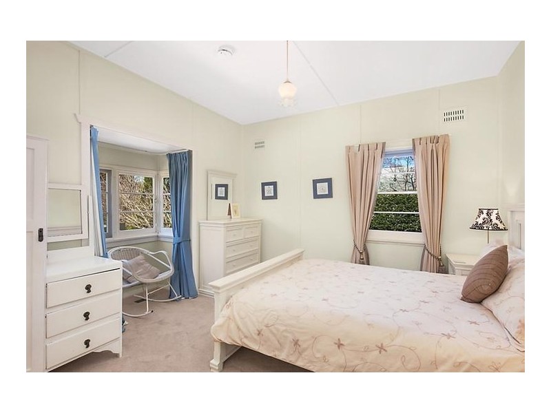 9 Holmes Street, Leura NSW 2780