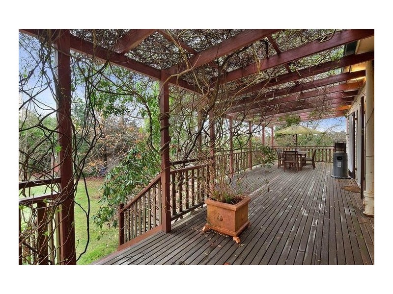 16 Warne Street, Katoomba NSW 2780