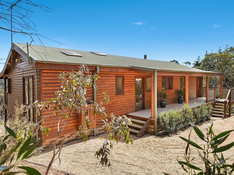 10 Rawson Parade, Leura NSW 2780