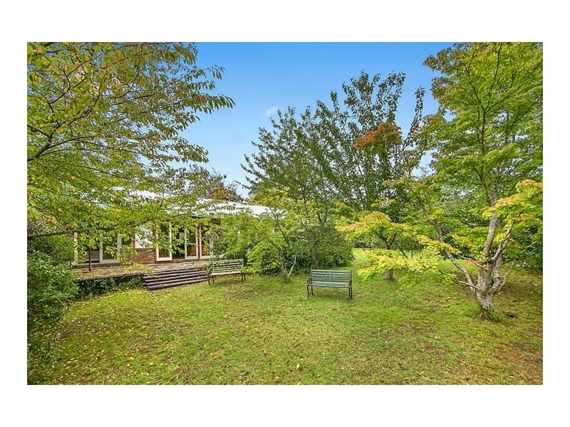 18 Morven Road, Leura NSW 2780