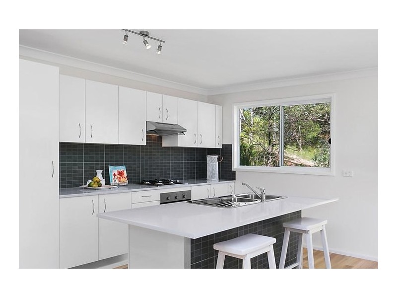 31 Boronia Road, Bullaburra NSW 2784