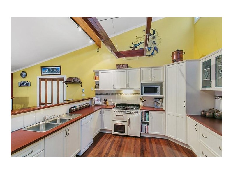 42 Dalrymple Avenue, Wentworth Falls NSW 2782