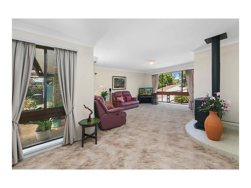 34 Queen Elizabeth Drive, Wentworth Falls NSW 2782