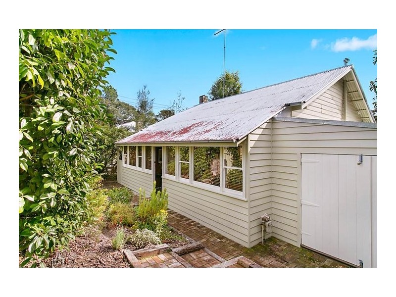 17 Shipley Road, Blackheath NSW 2785