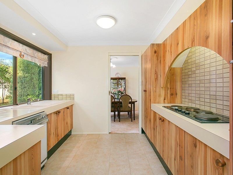 19 Beatty Road, Wentworth Falls NSW 2782