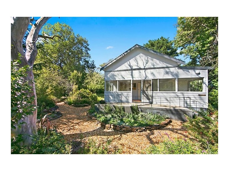 23 Scott Avenue, Leura NSW 2780