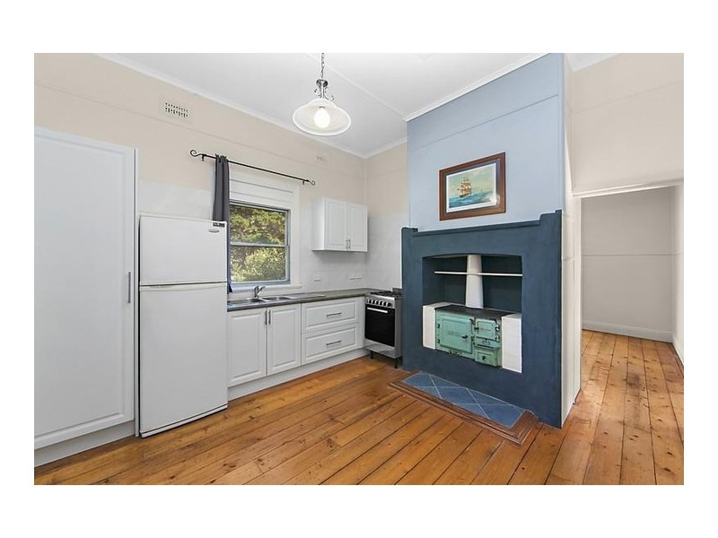 23 Scott Avenue, Leura NSW 2780