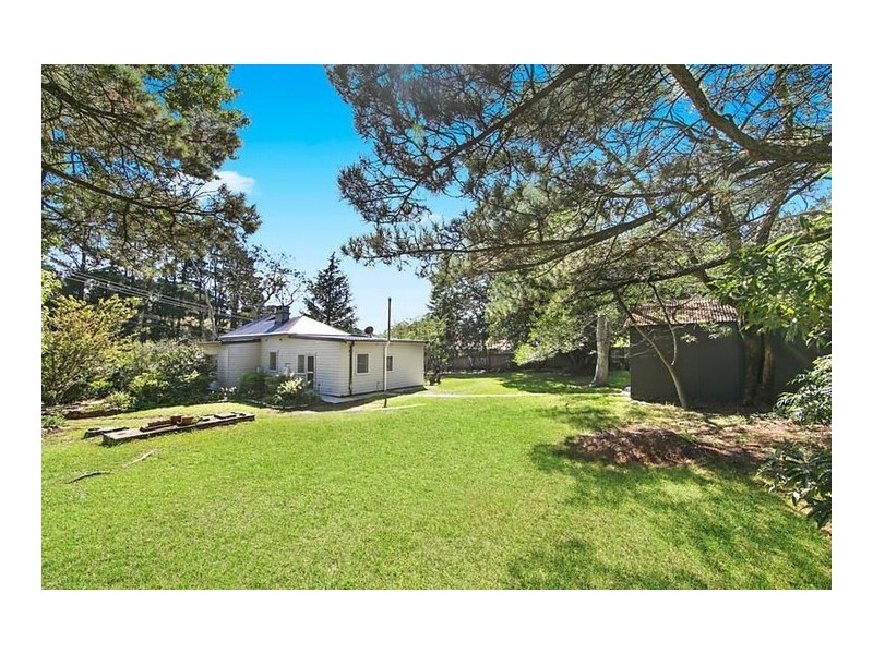 23 Scott Avenue, Leura NSW 2780