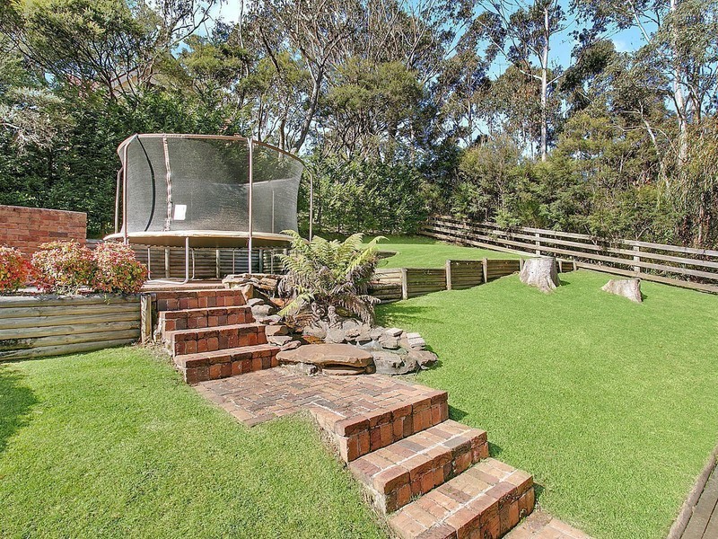 9 Marmion Road, Leura NSW 2780