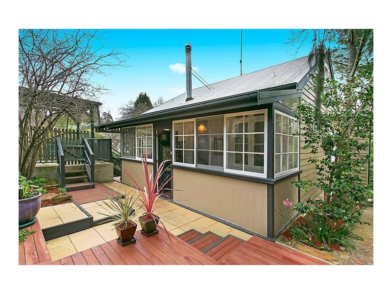 15 Kundibar Street, Katoomba NSW 2780