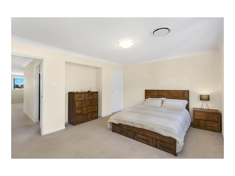 12 Flora Street, Wentworth Falls NSW 2782