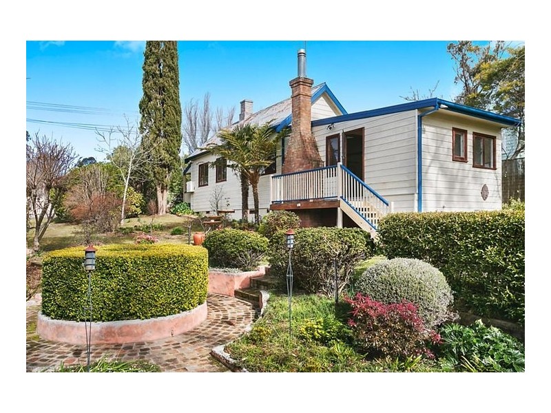 12 Leichhardt Street, Katoomba NSW 2780