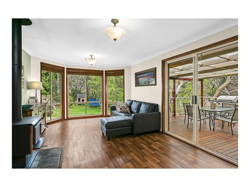 53 Shortland Street, Wentworth Falls NSW 2782