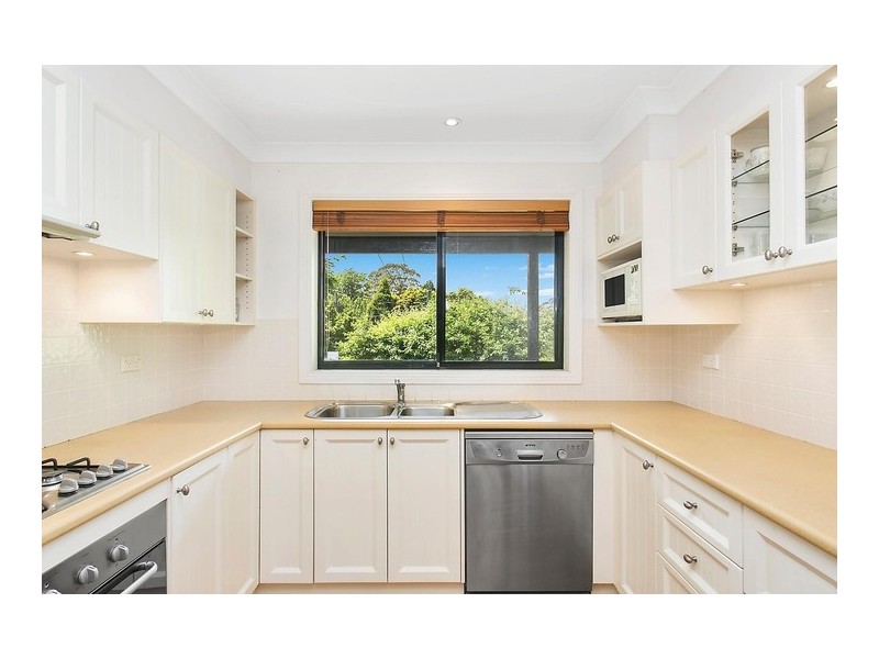 15 Mimosa Avenue, Wentworth Falls NSW 2782