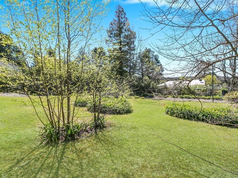 19 St Andrews Road, Leura NSW 2780