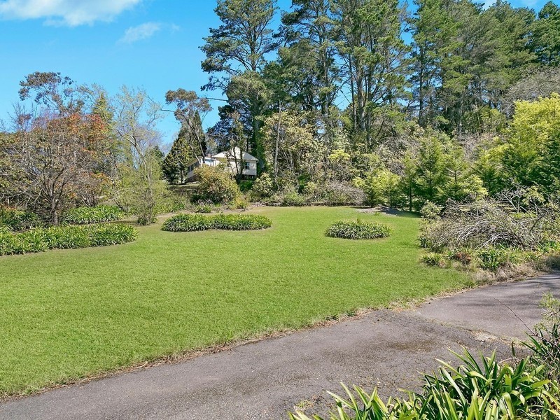 19 St Andrews Road, Leura NSW 2780