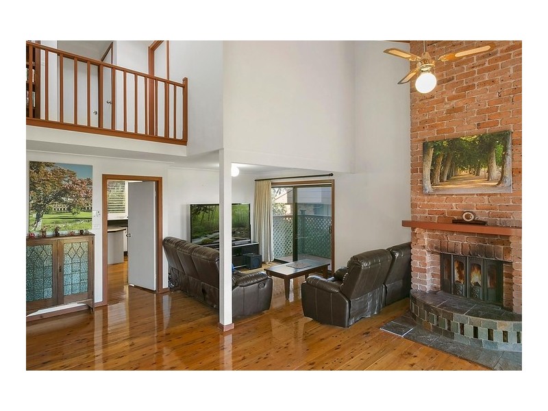 68 Bate Street, Wentworth Falls NSW 2782