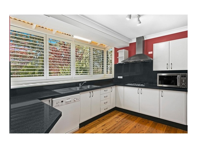 68 Bate Street, Wentworth Falls NSW 2782