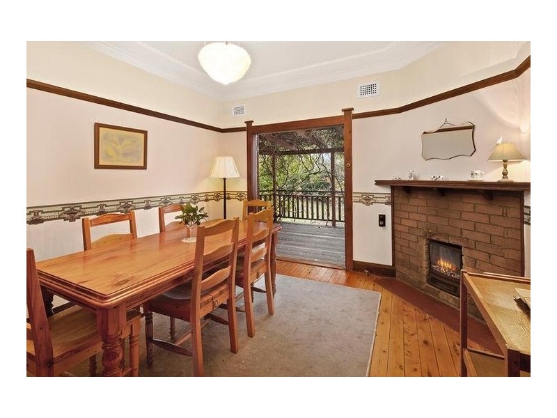 16 Warne Street, Katoomba NSW 2780