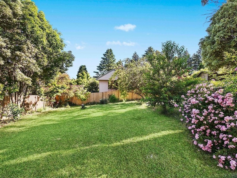 6 Beattie Street, Leura NSW 2780