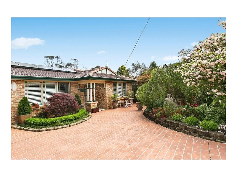 12 View Road, Wentworth Falls NSW 2782