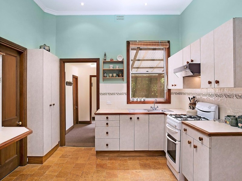 47 Cascade Street, Wentworth Falls NSW 2782